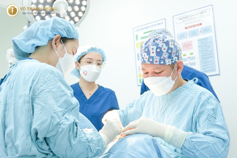 Nâng mũi tại Bác sĩ Trung giúp dáng mũi cao đẹp, hài hòa với gương mặt Nâng mũi tại Bác sĩ Trung giúp dáng mũi cao đẹp, hài hòa với gương mặt