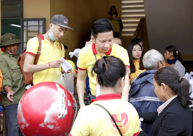 ảnh báo sài gòn giải phóng