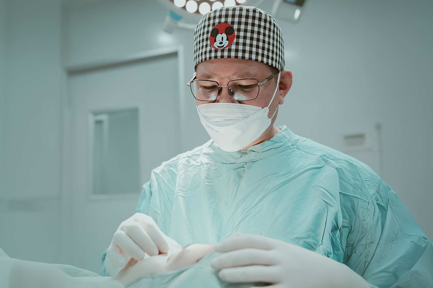 2025.12.16_websitevothanhtrung_Nỗi sợ lớn nhất trong nghề phẫu thuật thẩm mỹ 2